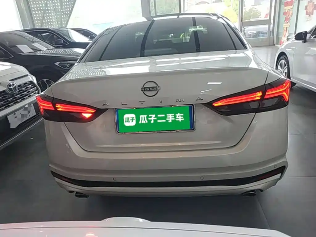 Nissan Teana 2024