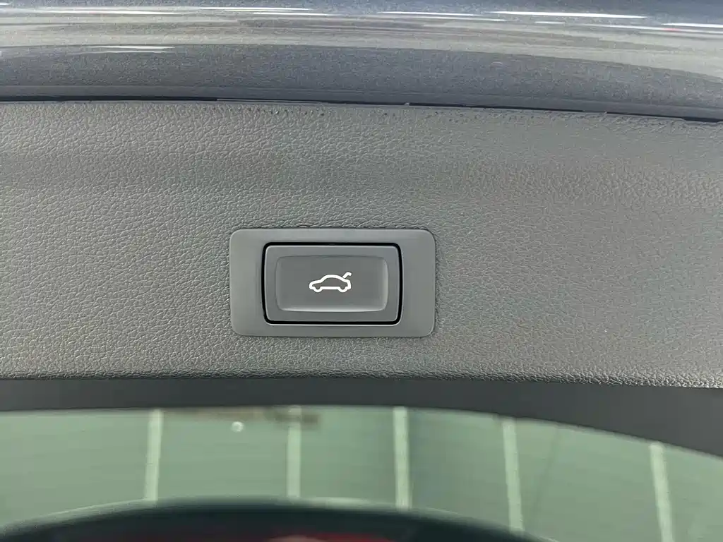 Audi Q3 2022 — фото 26