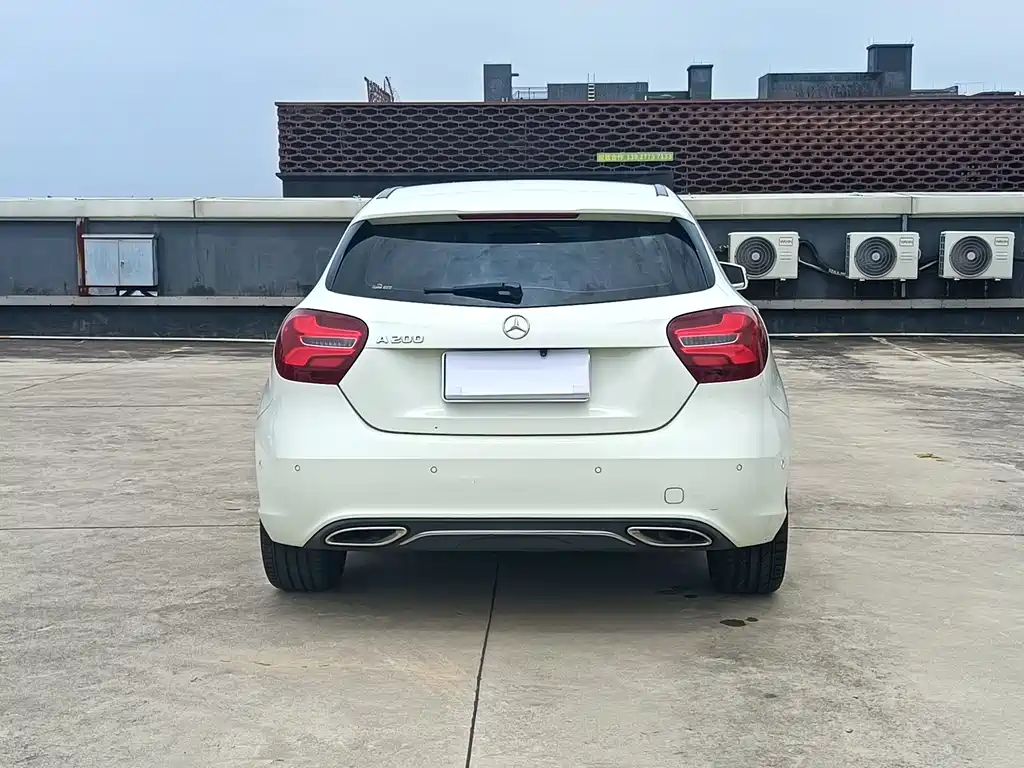 Mercedes-Benz A-Class 2018 — фото 5