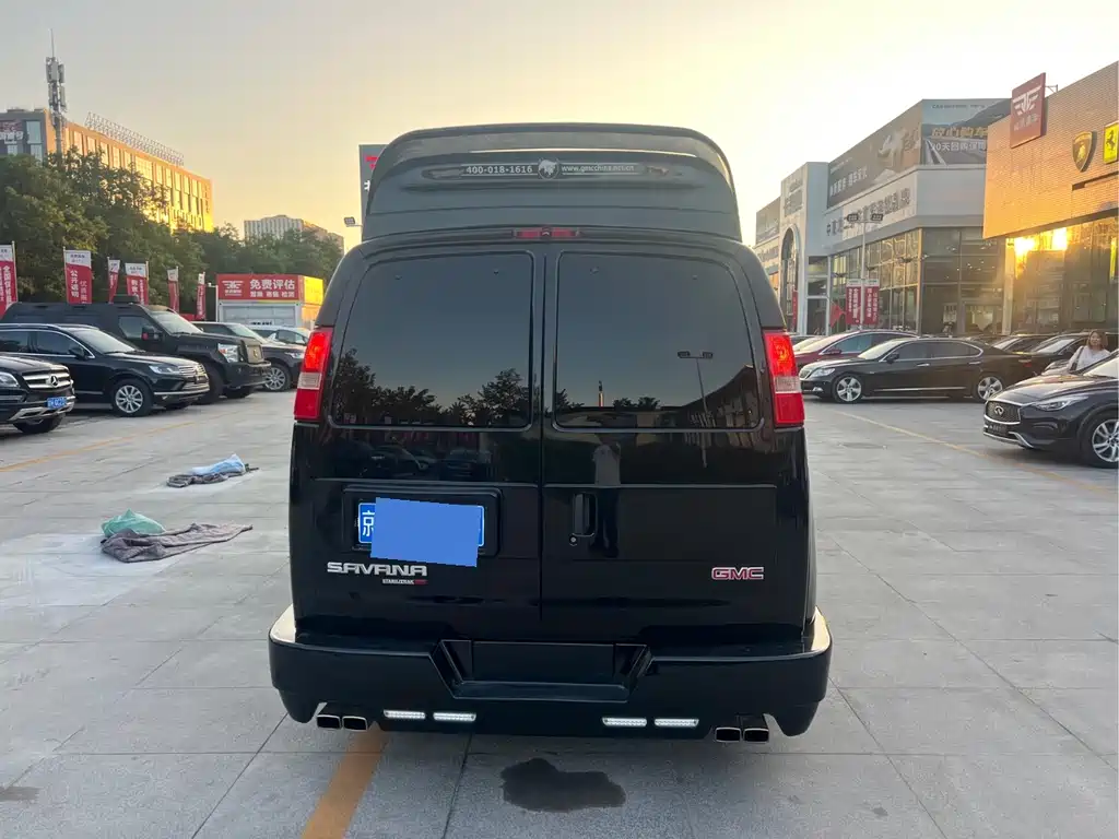 GMC Savana 2014