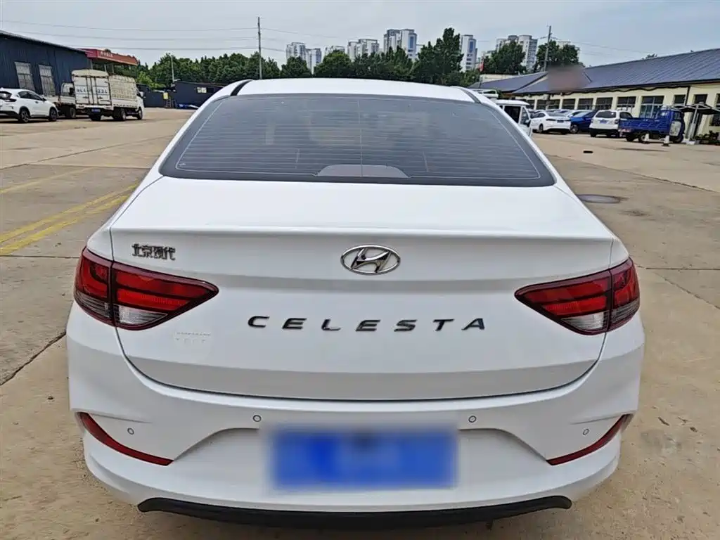 Hyundai Elantra 2020 — фото 6