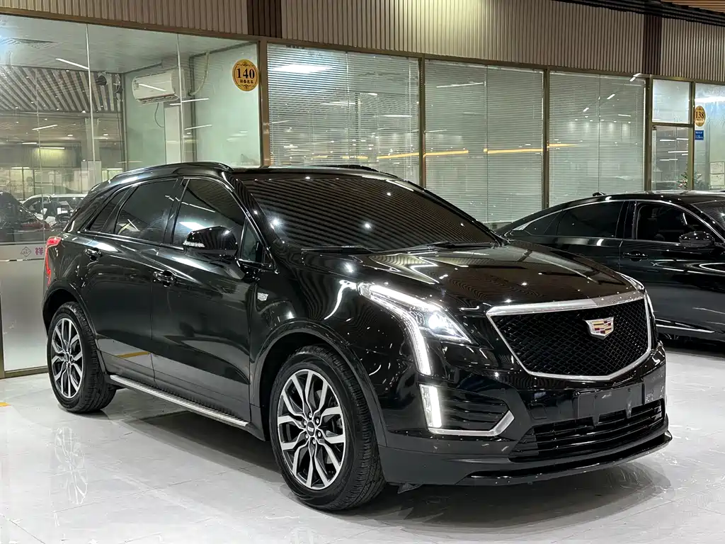 Cadillac XT5 2021 — фото 3