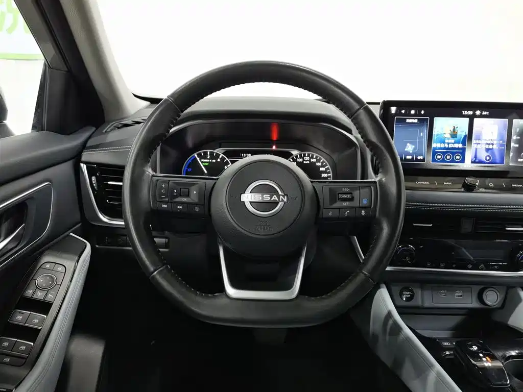 Nissan X-Trail 2023 — фото 11