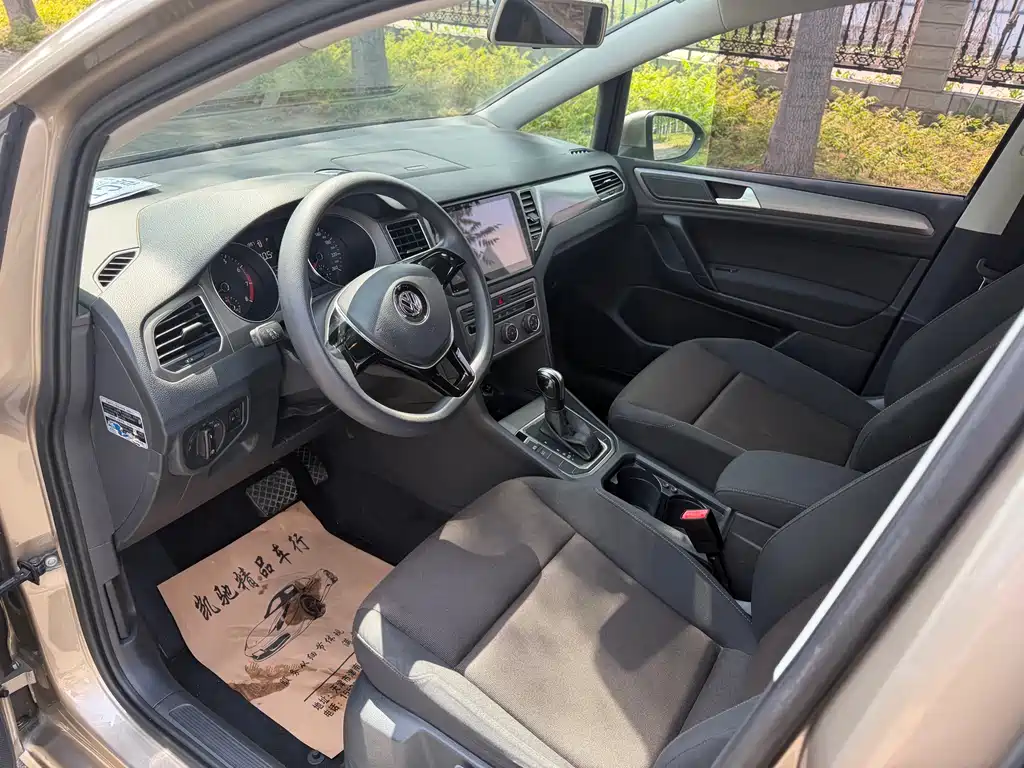Volkswagen Golf Jialu 2017 — фото 4