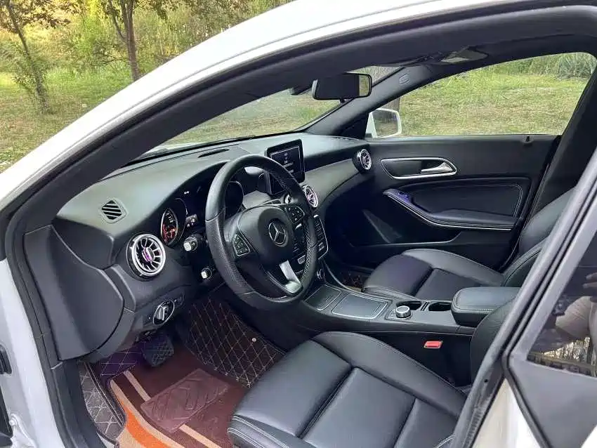 Mercedes-Benz CLA 2018 — фото 6