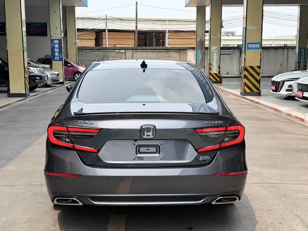 Honda Accord 2023 — фото 13