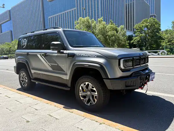 BAIC BJ40 2025