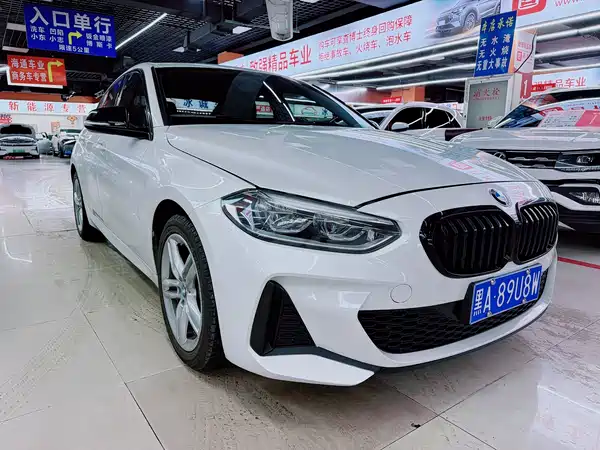 BMW 1 Series 2021