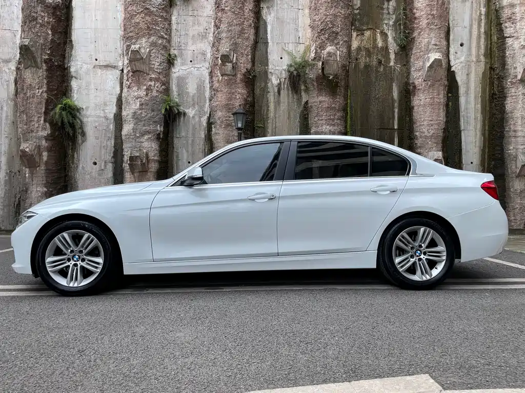 BMW 3 Series 2016 — фото 4