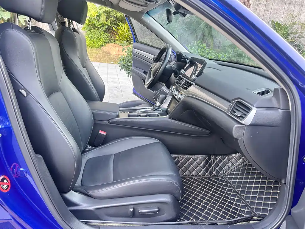 Honda Accord 2020 — фото 12