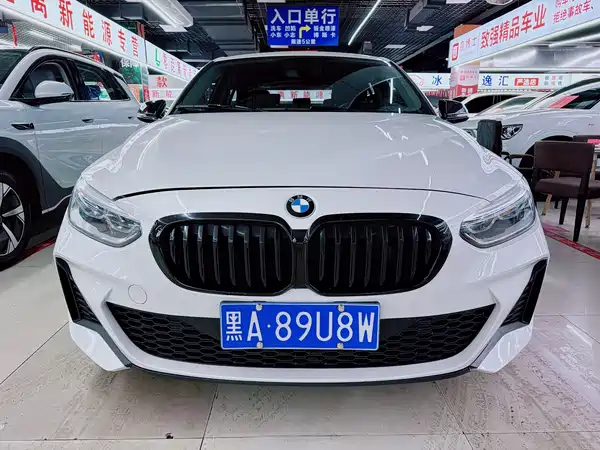 BMW 1 Series 2021