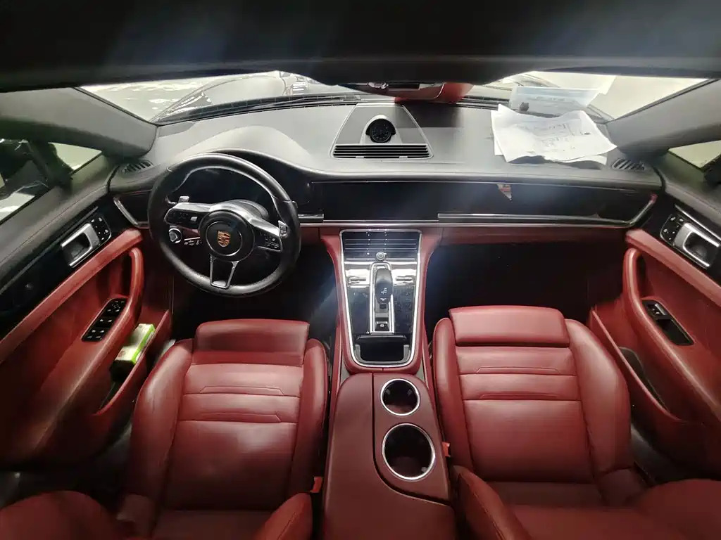 Porsche Panamera 2019 — фото 13