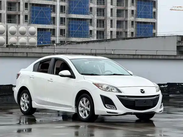 Mazda 3 Xingcheng 2011