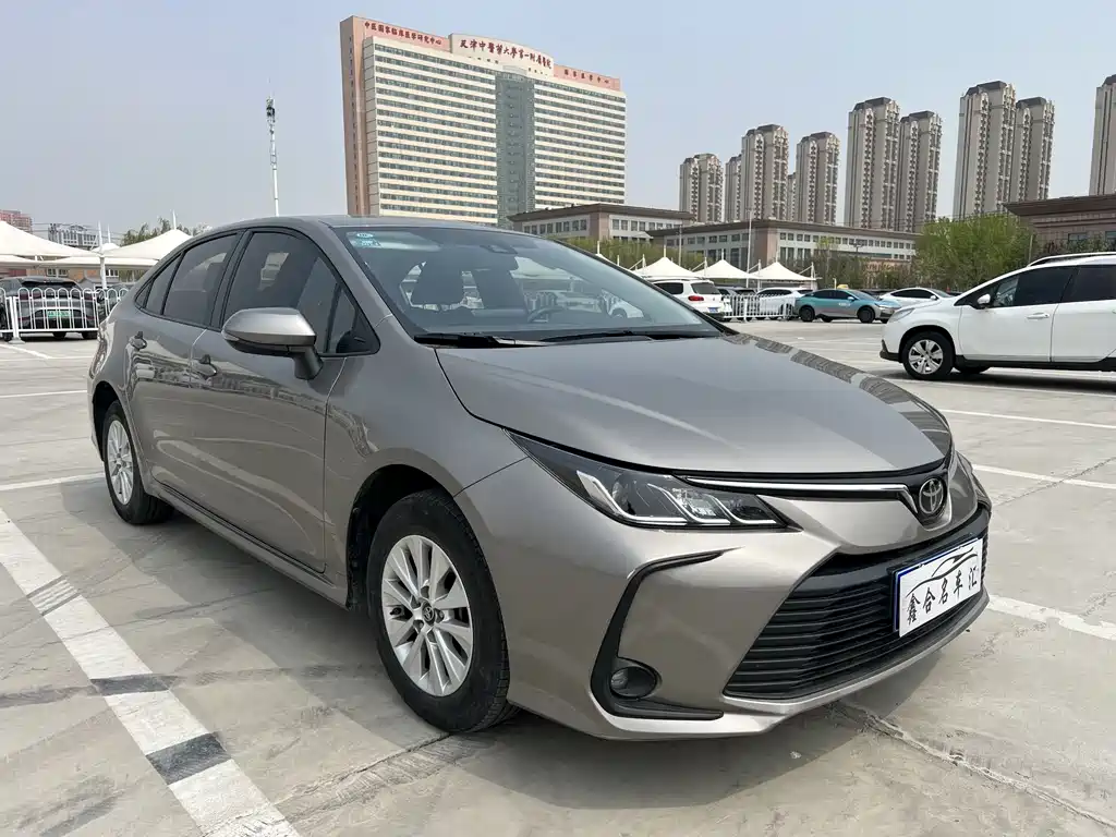 Toyota Corolla 2020 — фото 3