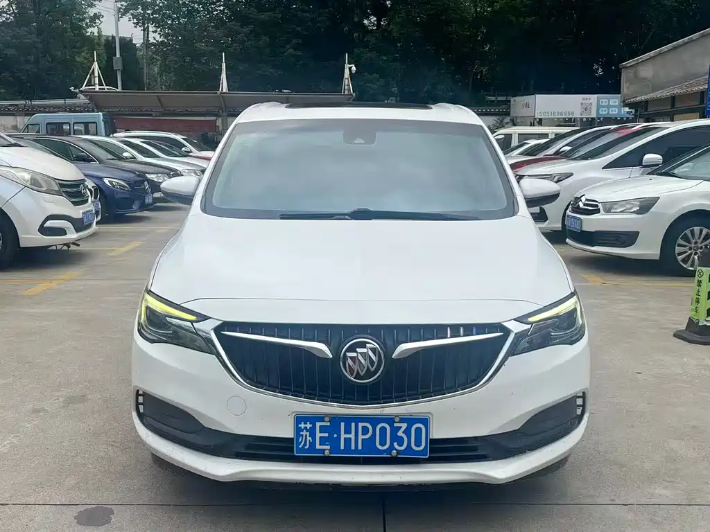 Buick GL6 2018