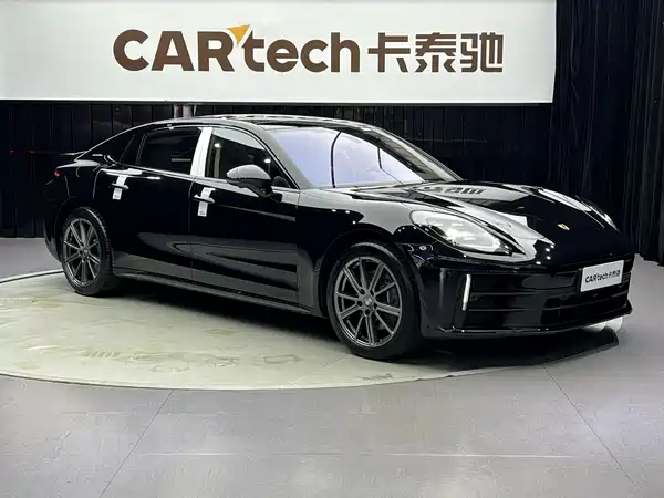Porsche Panamera 2024