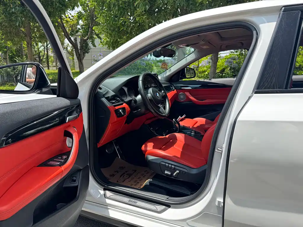 BMW X2 2023 — фото 11