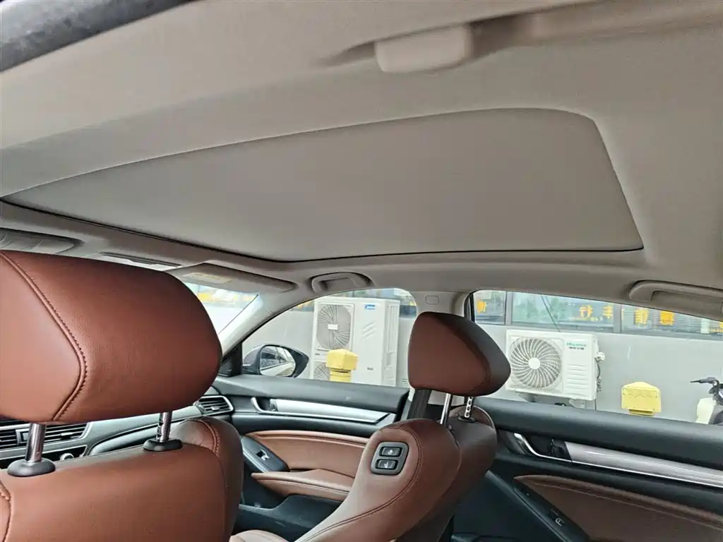 Honda Accord 2021 — фото 18