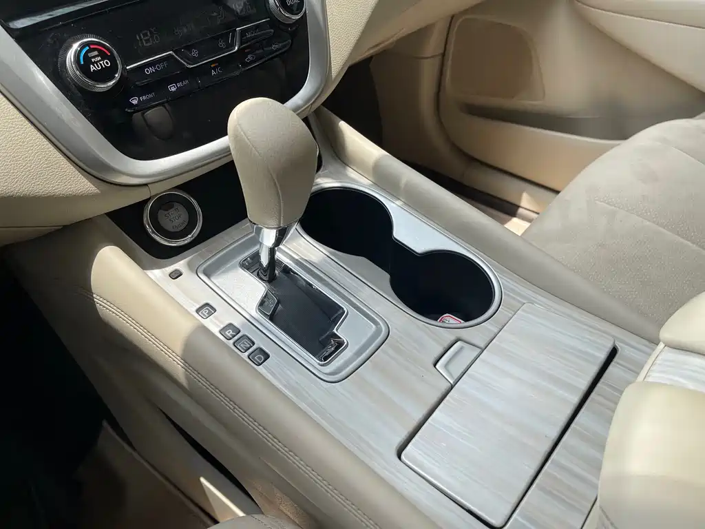 Nissan Murano 2016 — фото 16