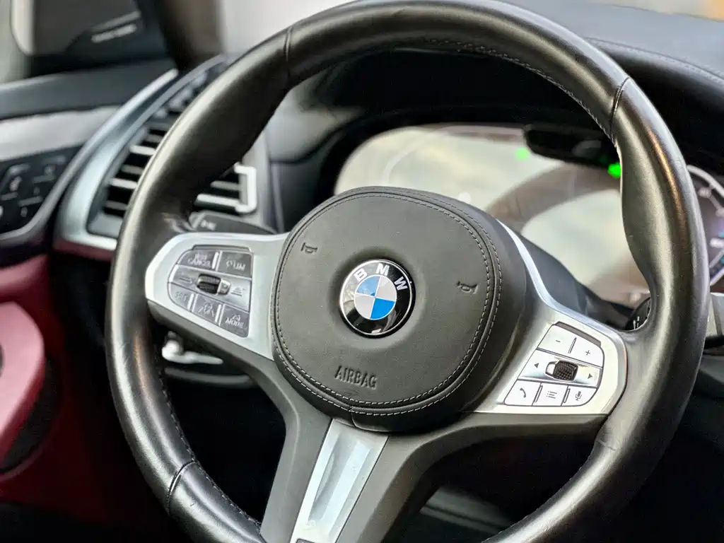 BMW iX3 2023 — фото 10