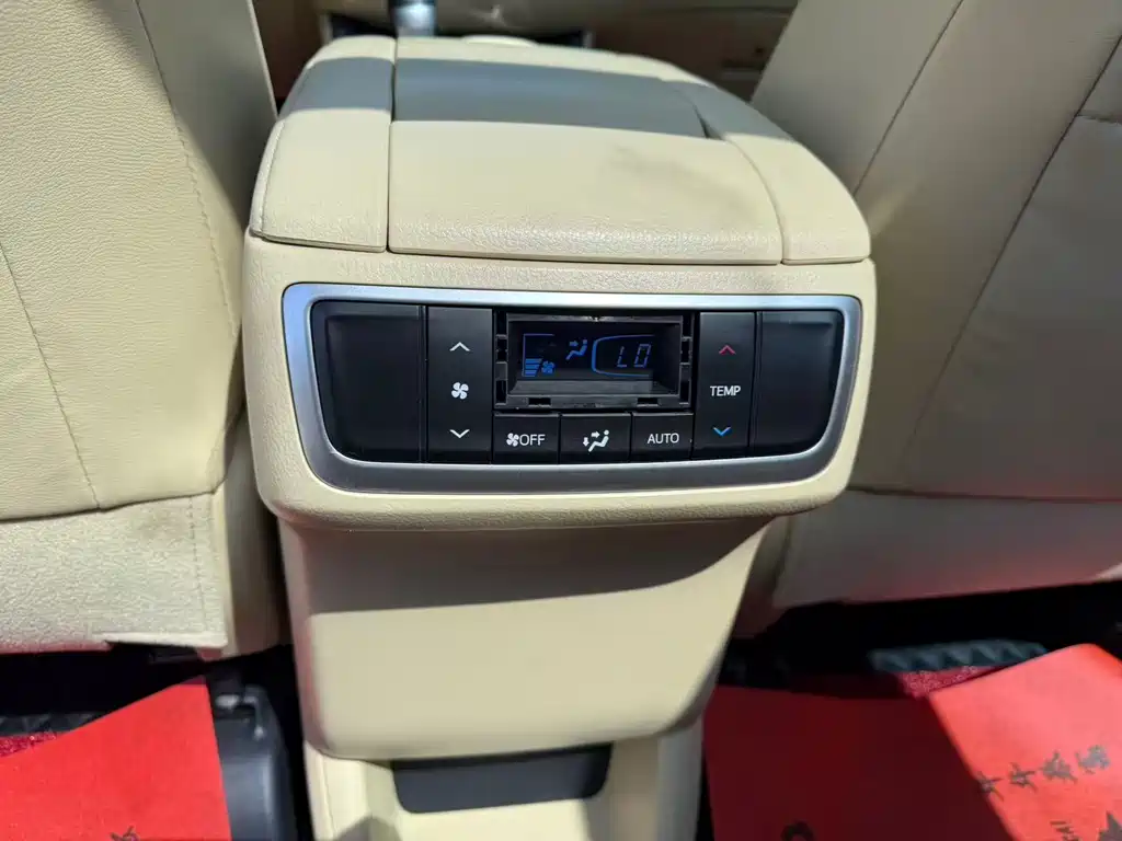 Toyota Highlander 2017 — фото 19