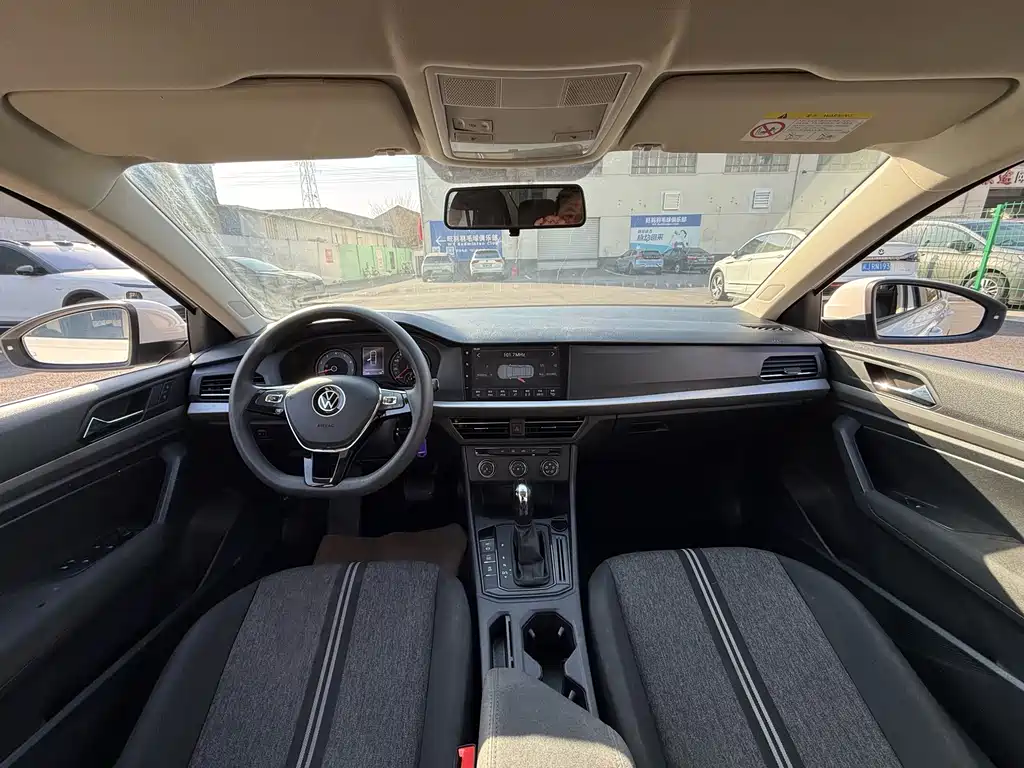 Volkswagen Lavida 2022