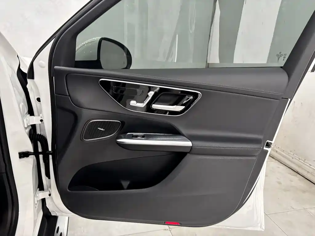 Mercedes-Benz GLC 2023 — фото 25