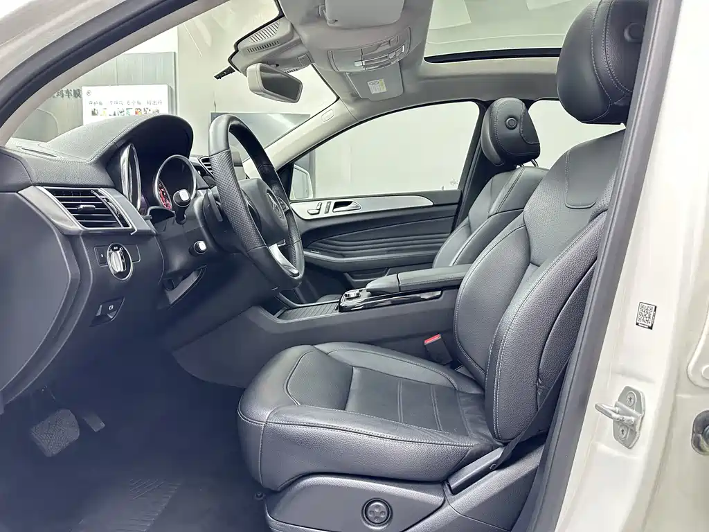 Mercedes-Benz GLE Coupe 2015 — фото 10
