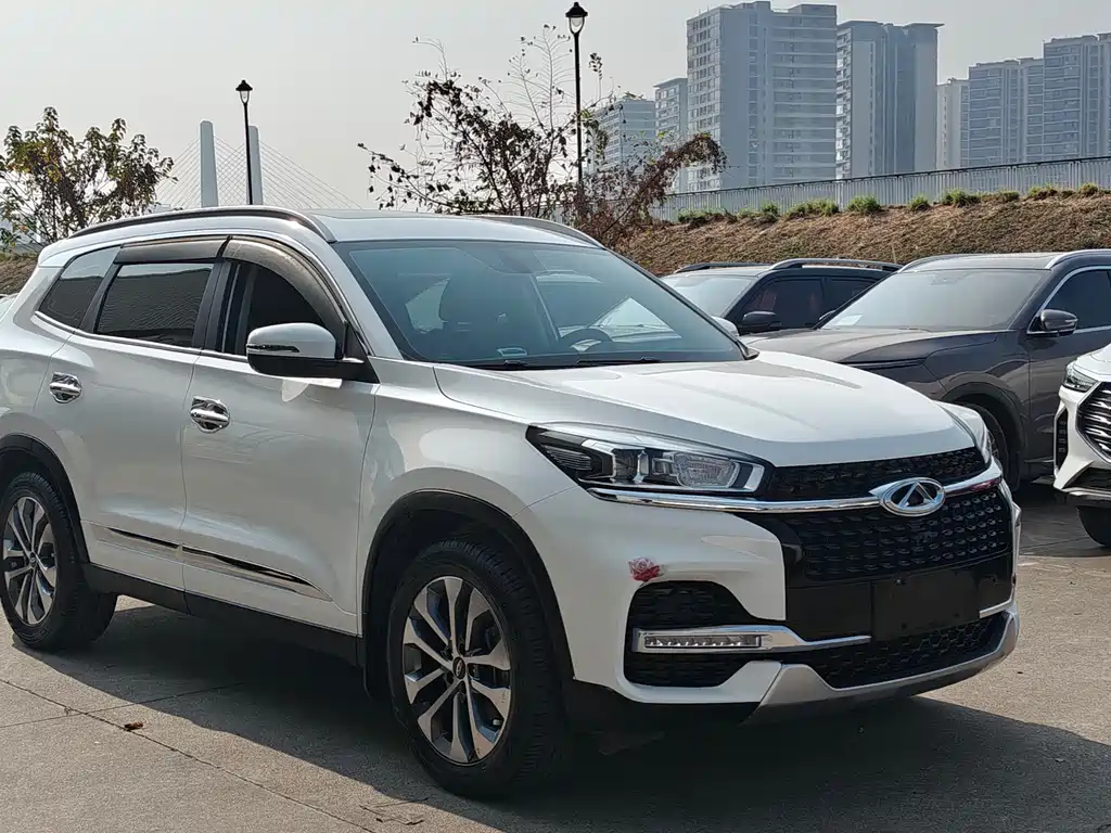 Chery Tiggo 8 2018 — фото 19