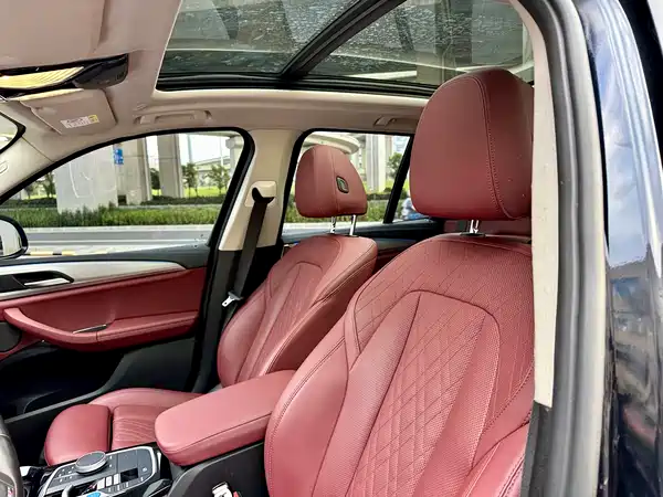 BMW iX3 2023