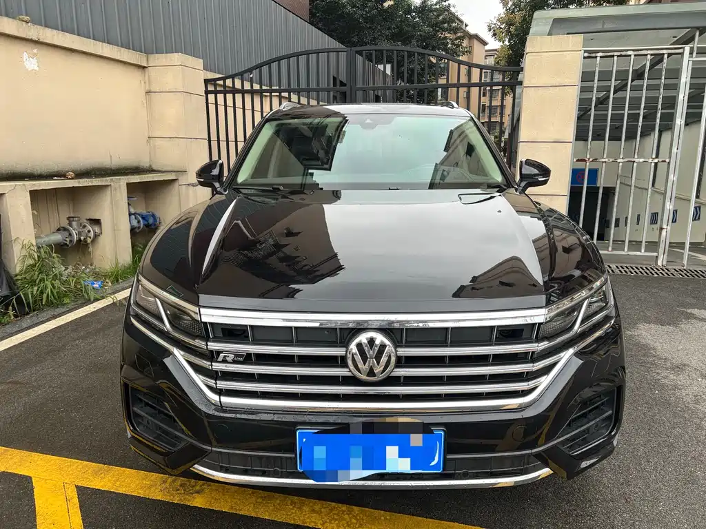 Volkswagen Touareg 2020 — фото 2