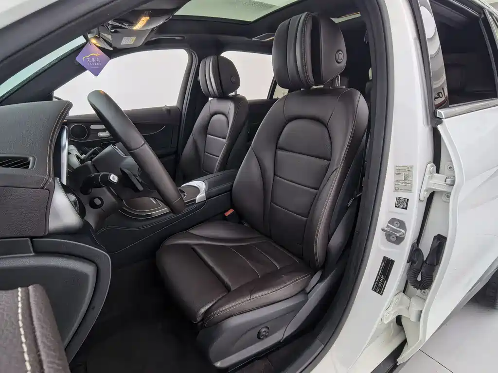 Mercedes-Benz GLC 2020 — фото 14