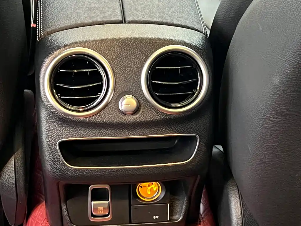 Mercedes-Benz C-Class 2021 — фото 12