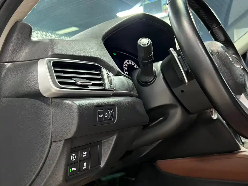 Honda Accord 2020 — фото 13