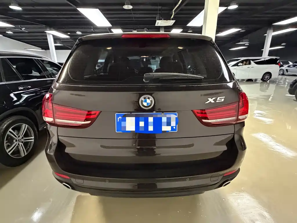BMW X5 2015 — фото 9