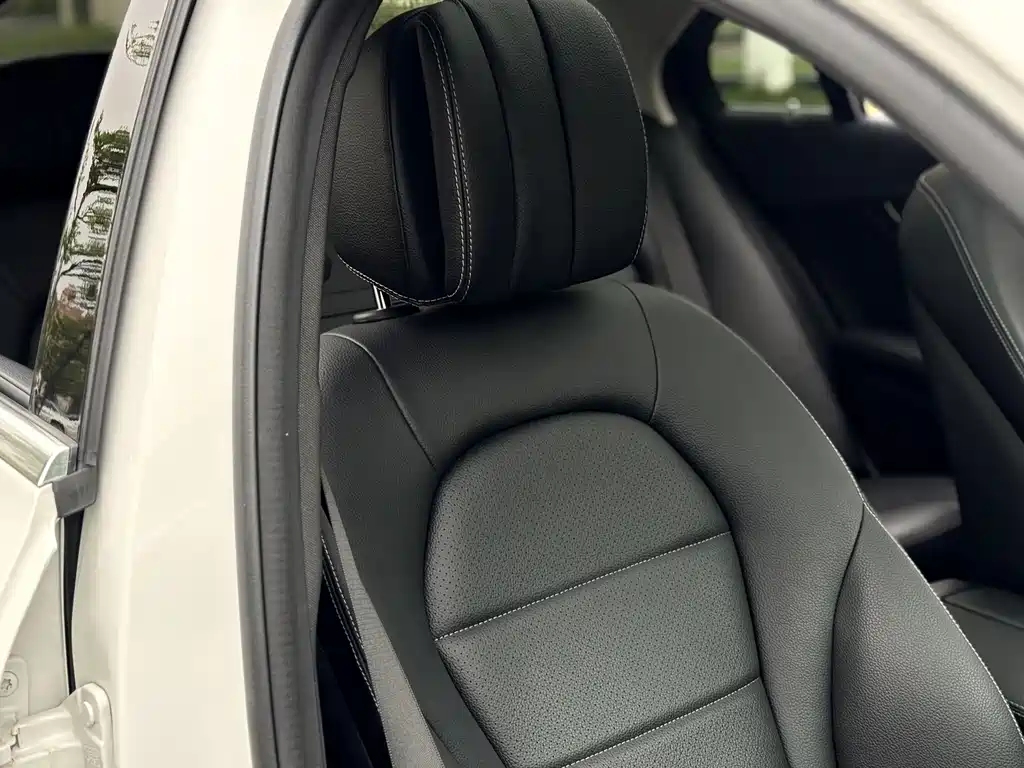 Mercedes-Benz C-Class 2020 — фото 16