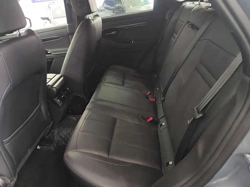 Land Rover Evoque 2021 — фото 17