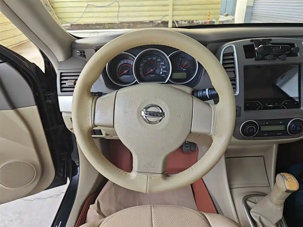 Nissan Sylphy 2018 — фото 11