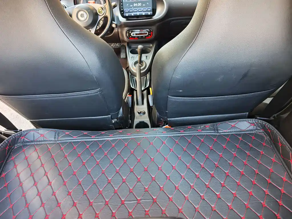 smart Fortwo 2017 — фото 11