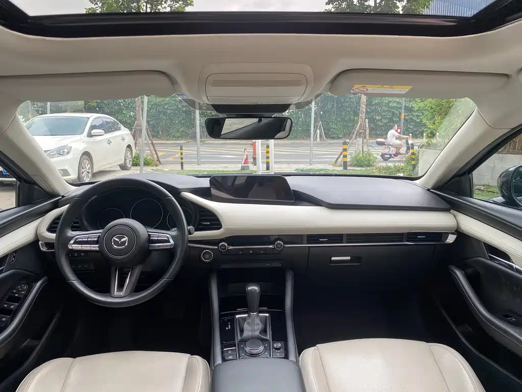 Mazda 3 Angkesela 2020