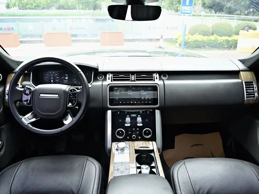 Land Rover Range Rover 2019 — фото 9
