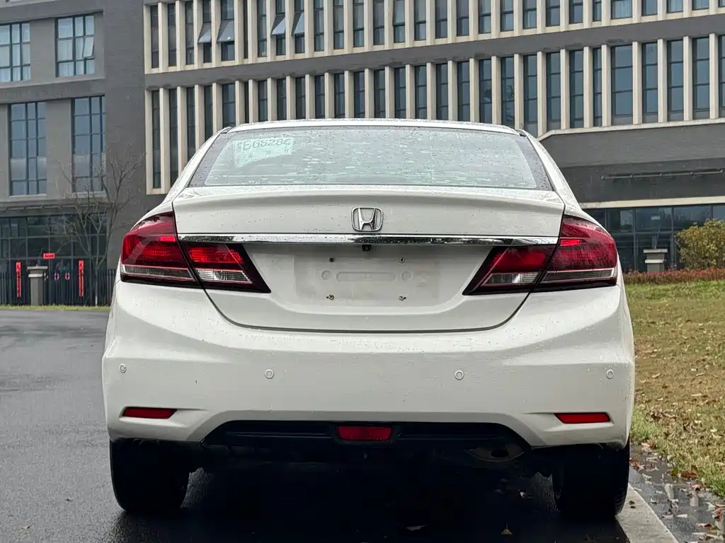 Honda Civic 2016 — фото 4