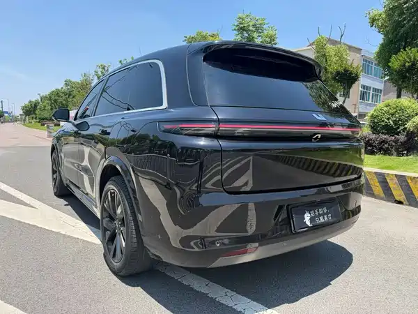 Li Auto L8 2023