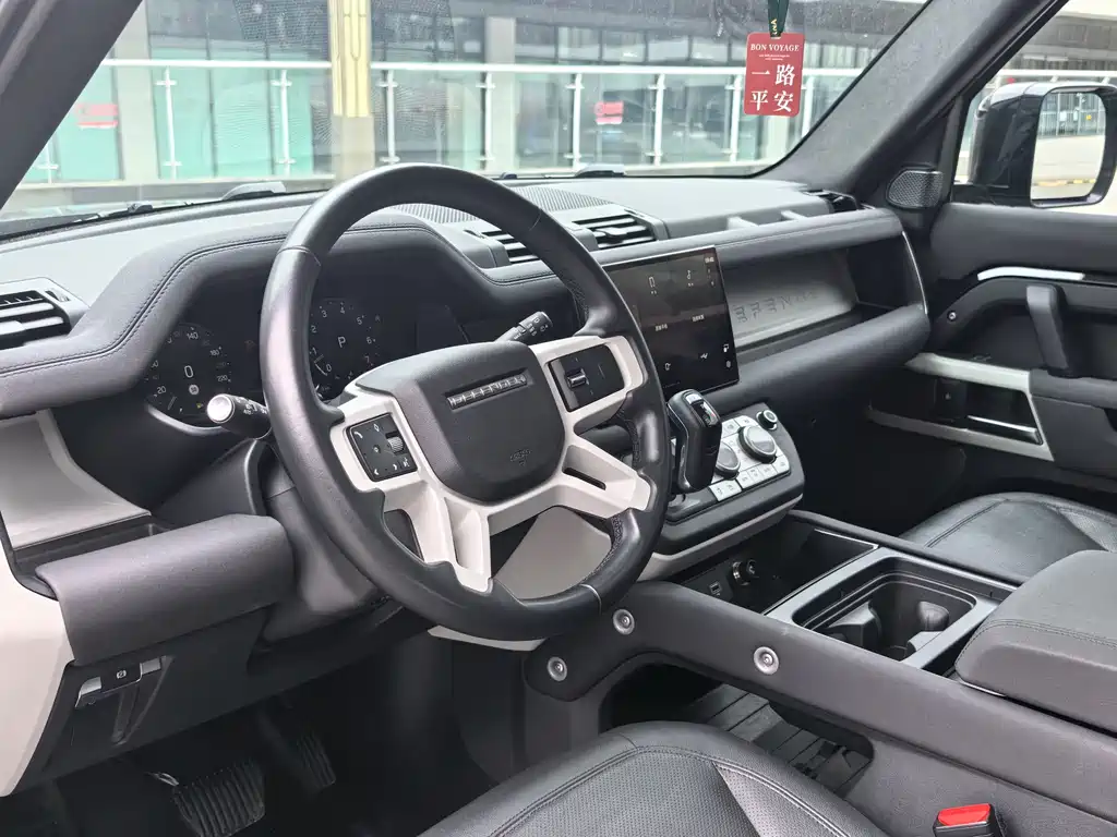 Land Rover Defender 2022 — фото 12