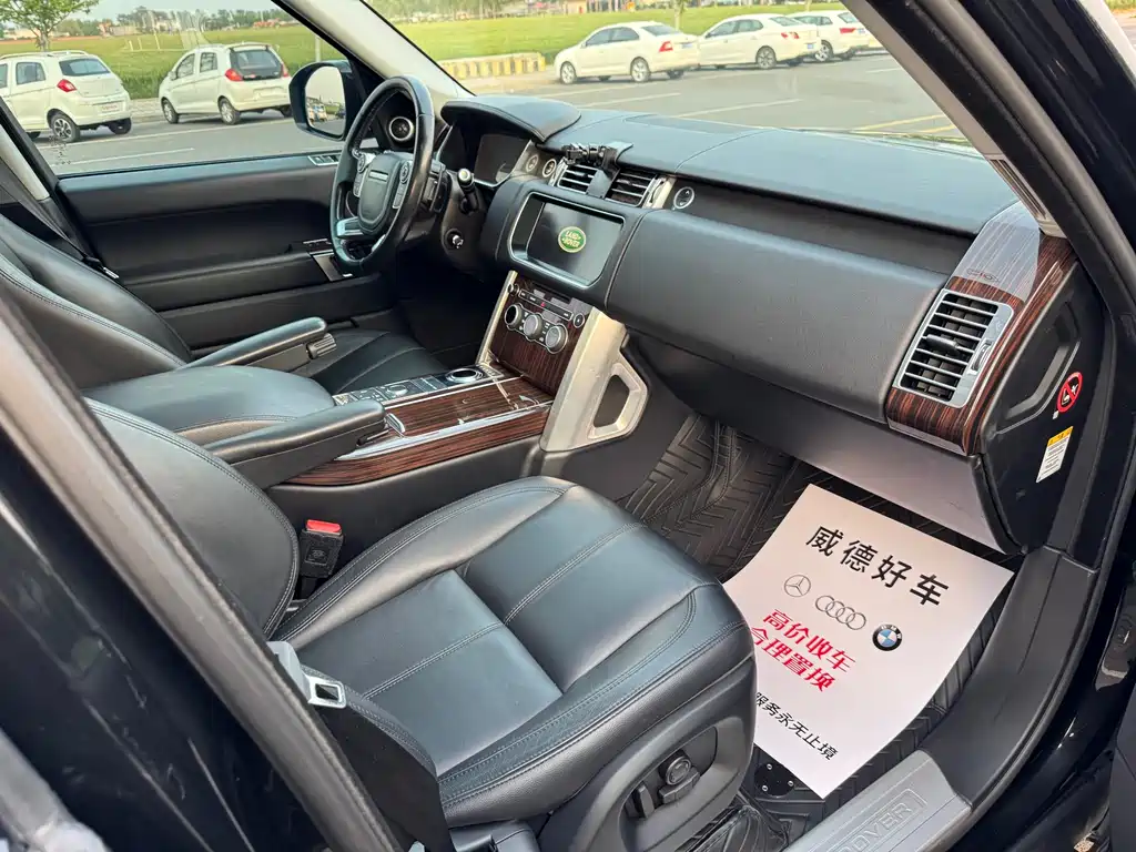 Land Rover Range Rover 2018 — фото 13
