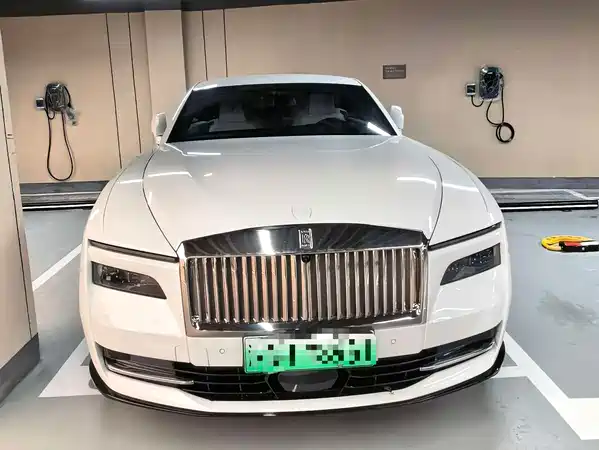Rolls-Royce The Shining 2024