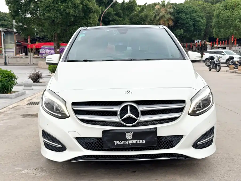 Mercedes-Benz B-Class 2017 — фото 2