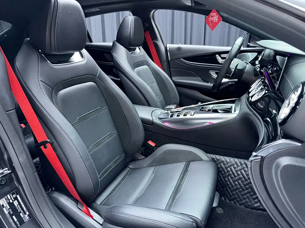 Mercedes-Benz AMG GT 2019 — фото 19