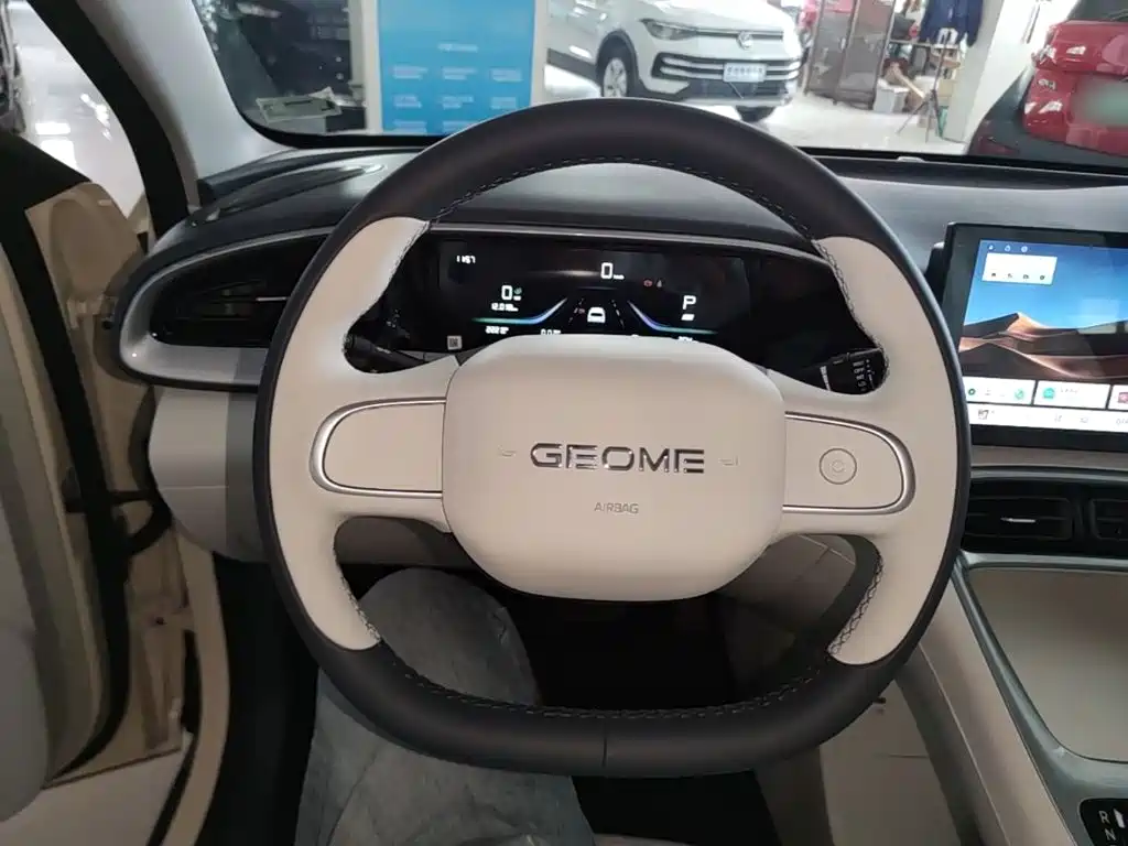 Geely Galaxy Starwish 2026 — фото 11