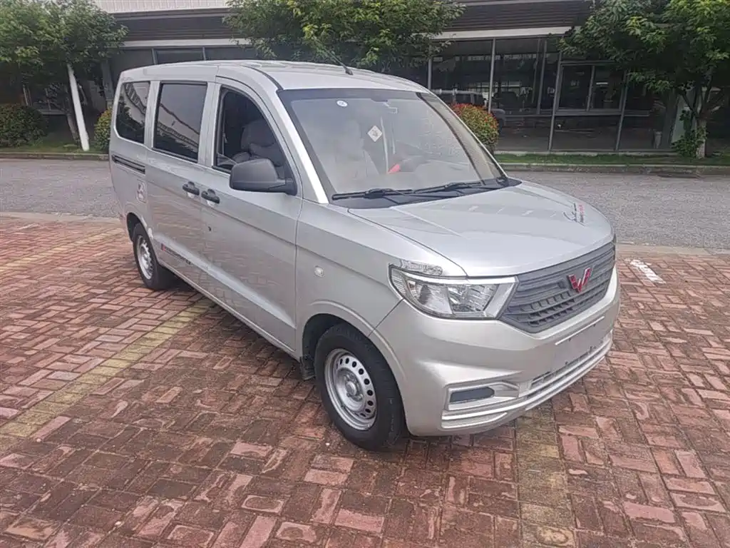 Wuling Hongguang V 2022 — фото 4